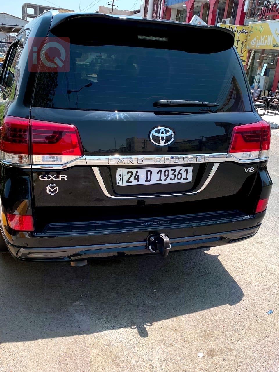 تويوتا لاندكروزر